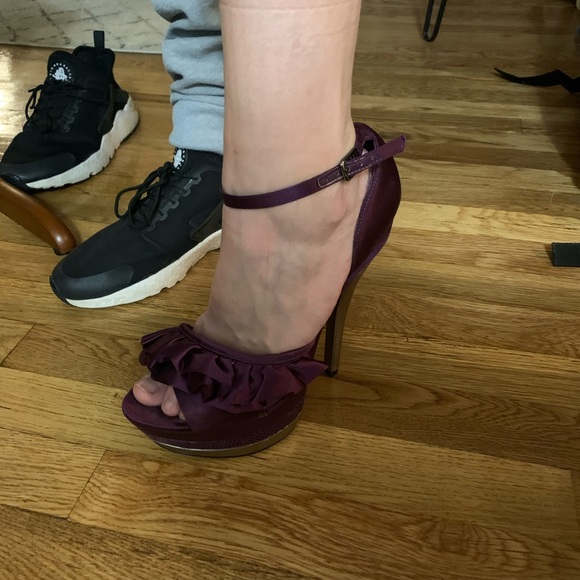 Party Frilled High Heels - Picture 5 of 5